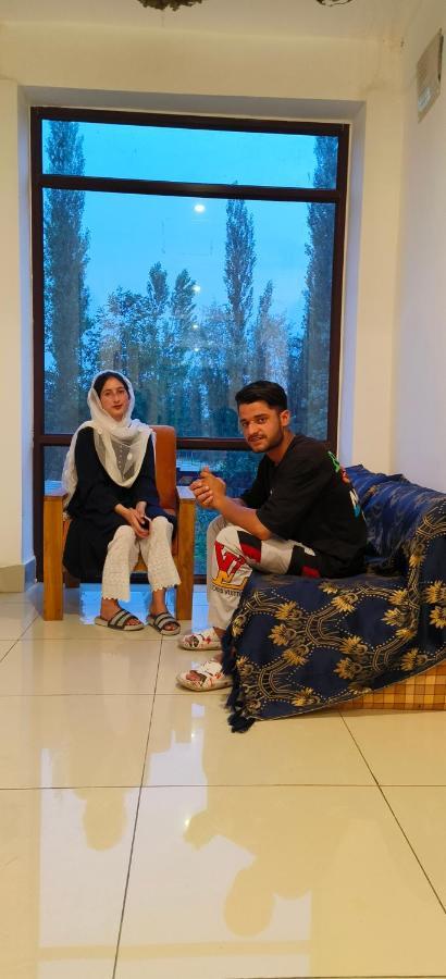 Hotel Gulmarg Residency, Kunzer Gulmarg Exteriör bild